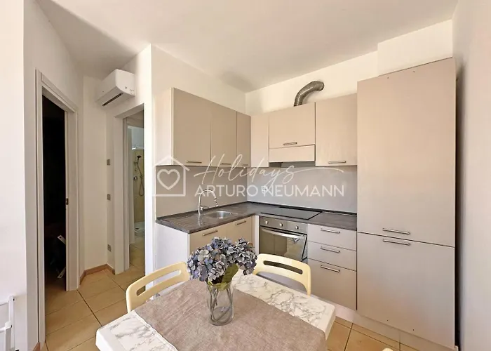 219 - Adamo Ed Eva - Bilocale Al Piano Terra Con Giardino, Aria Climatizzata-spiaggia 